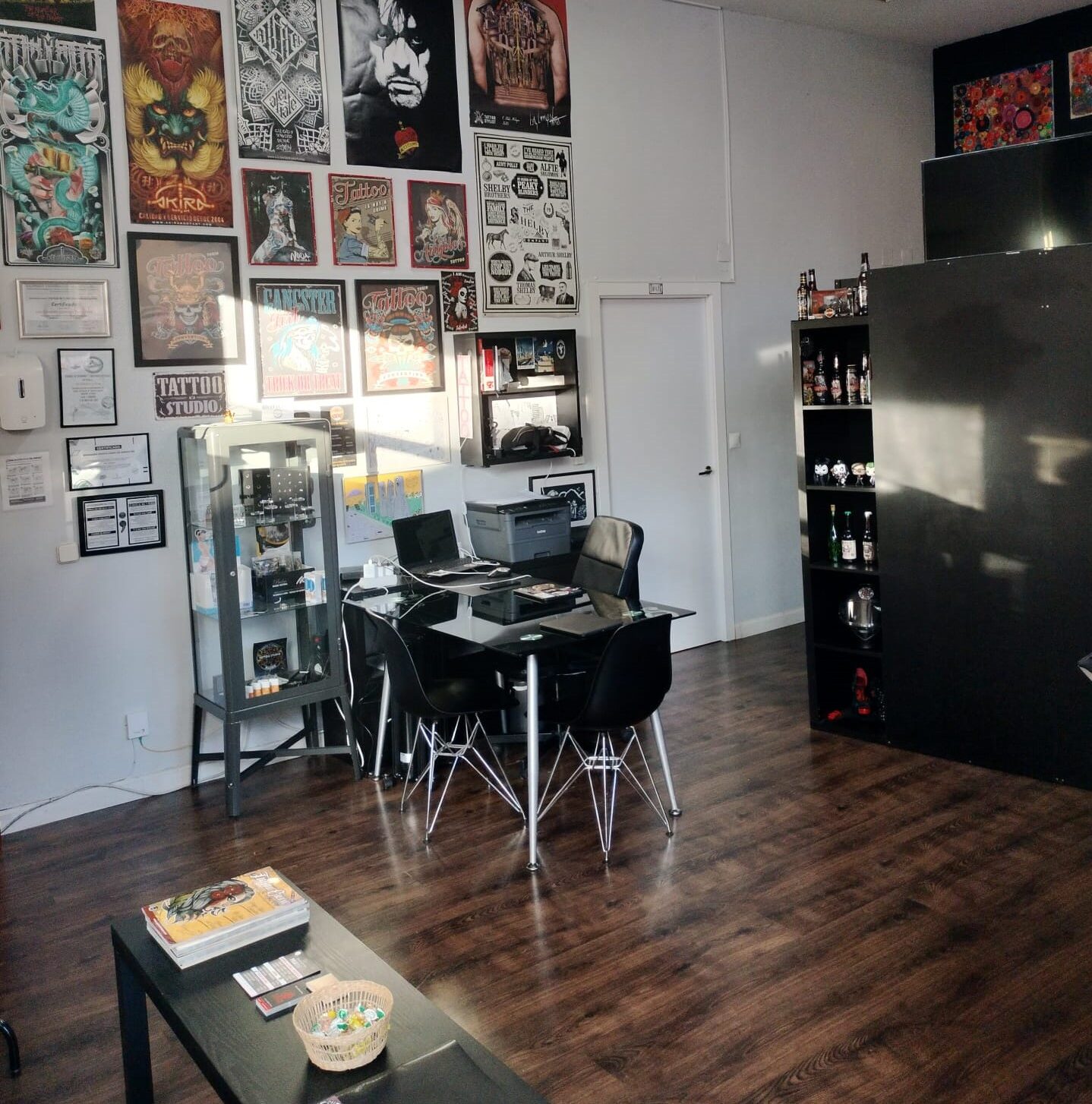 PuntoyComa Tattoo Studio